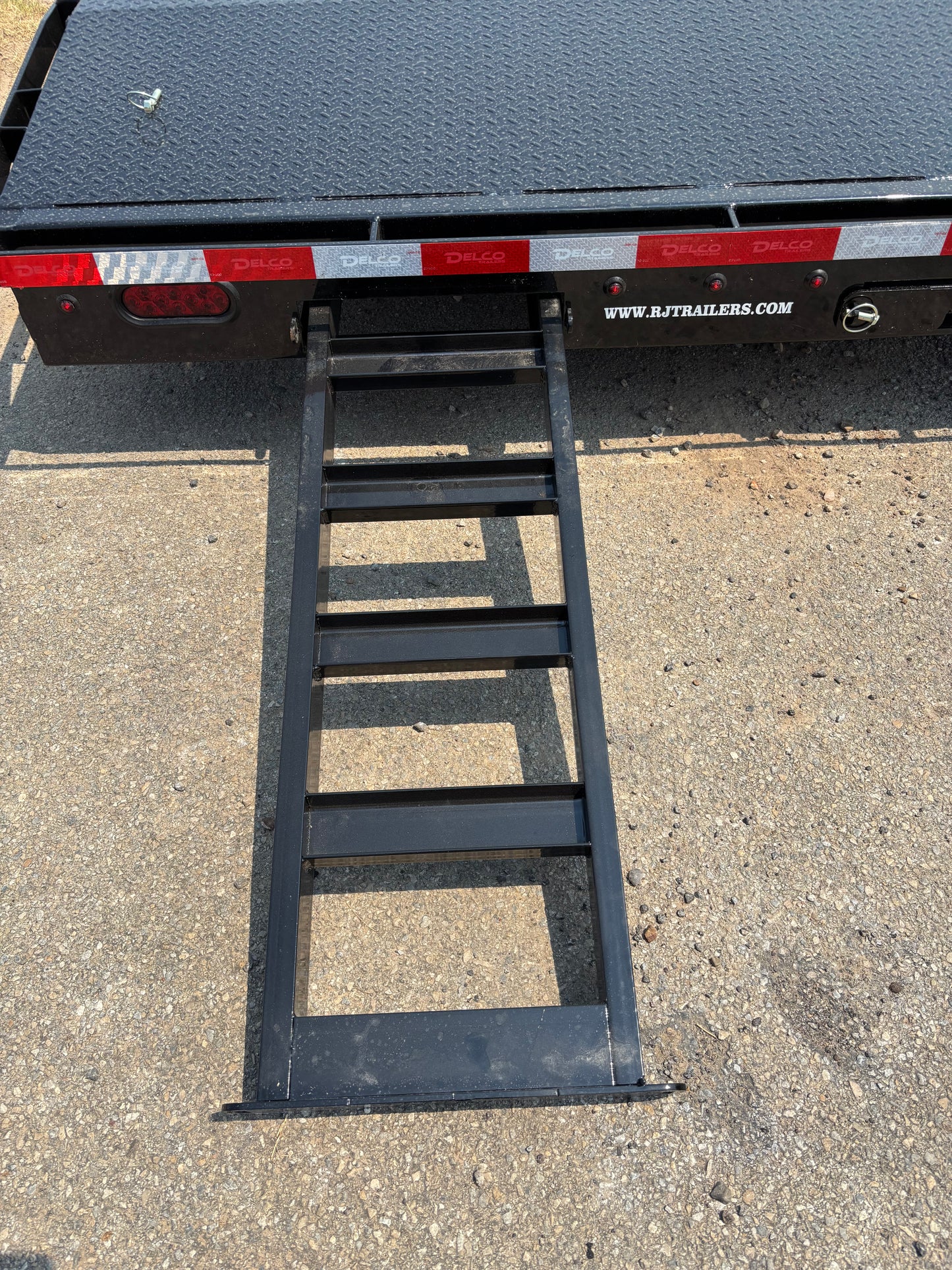 83 x 20 Car Hauler Delco #C320U32CS2K-67285