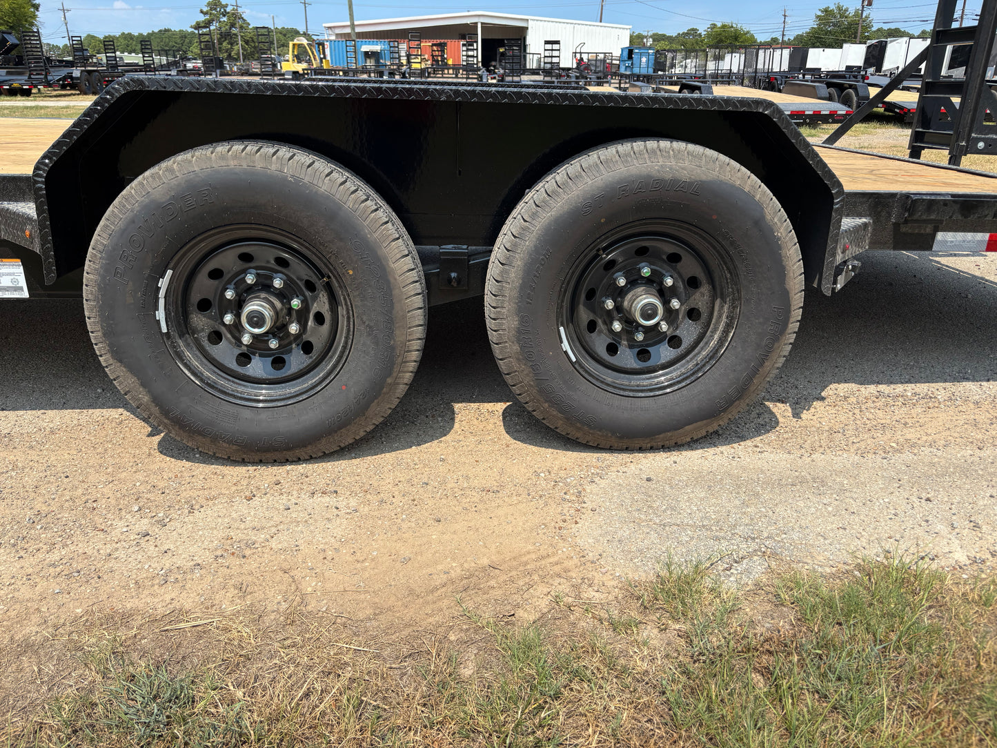 83 x 20 Equipment Trailer Delco #C320U32CS2K-67285-7K