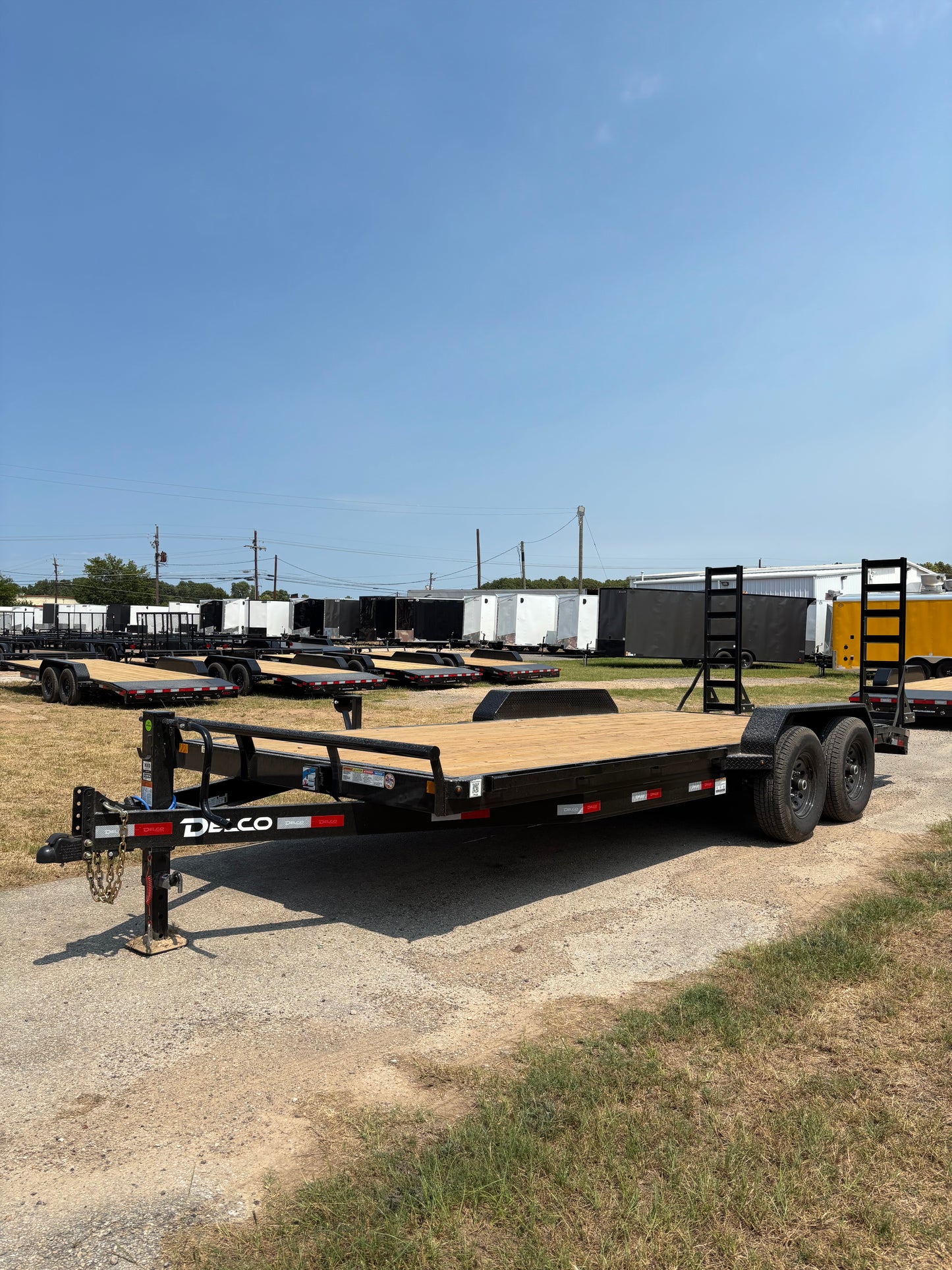 83 x 20 Equipment Trailer Delco #C320U32CS2K-67285-7K