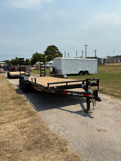 83 x 20 Equipment Trailer Delco #C320U32CS2K-67285-7K