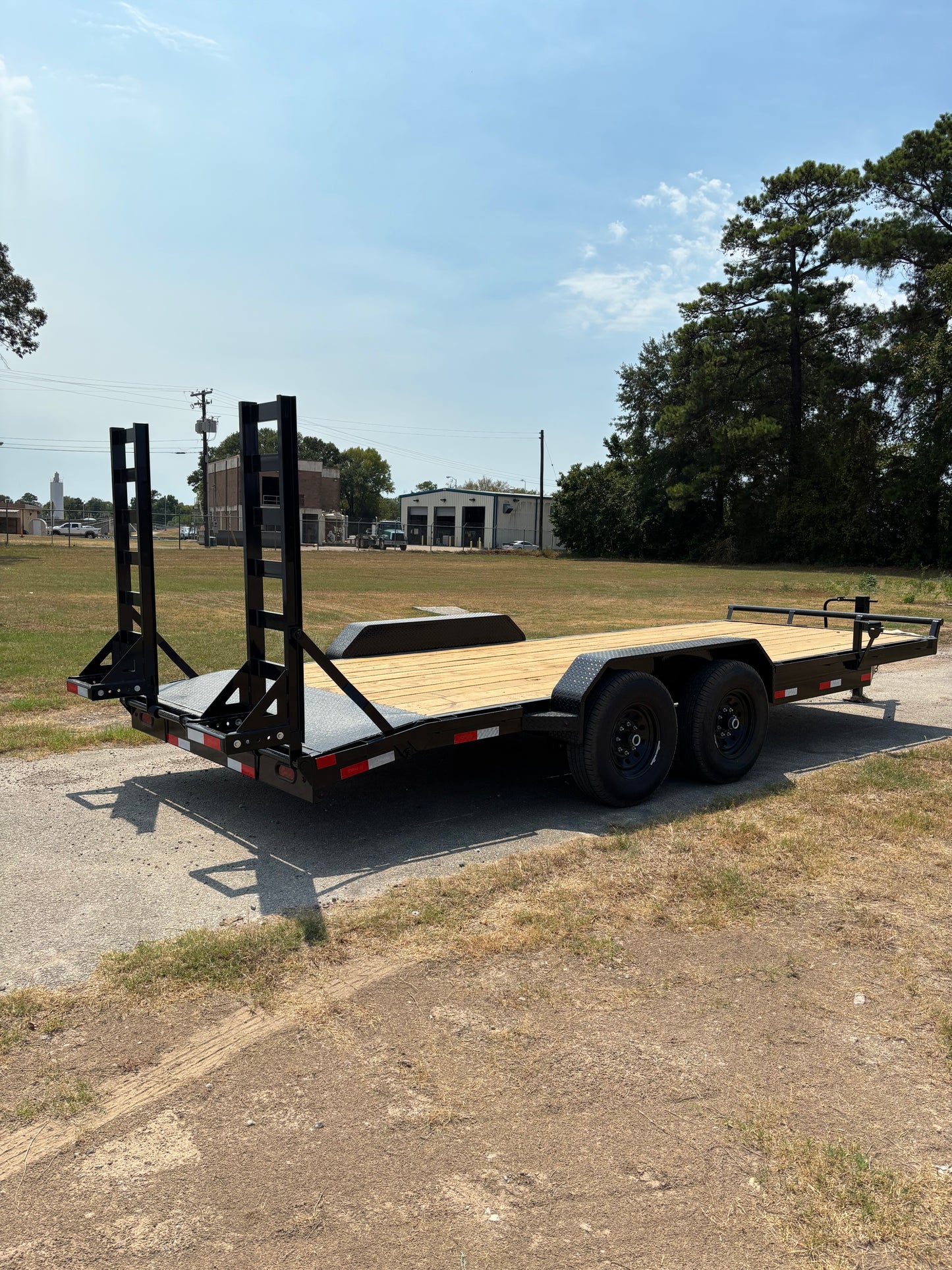 83 x 20 Equipment Trailer Delco #C320U32CS2K-67285-7K