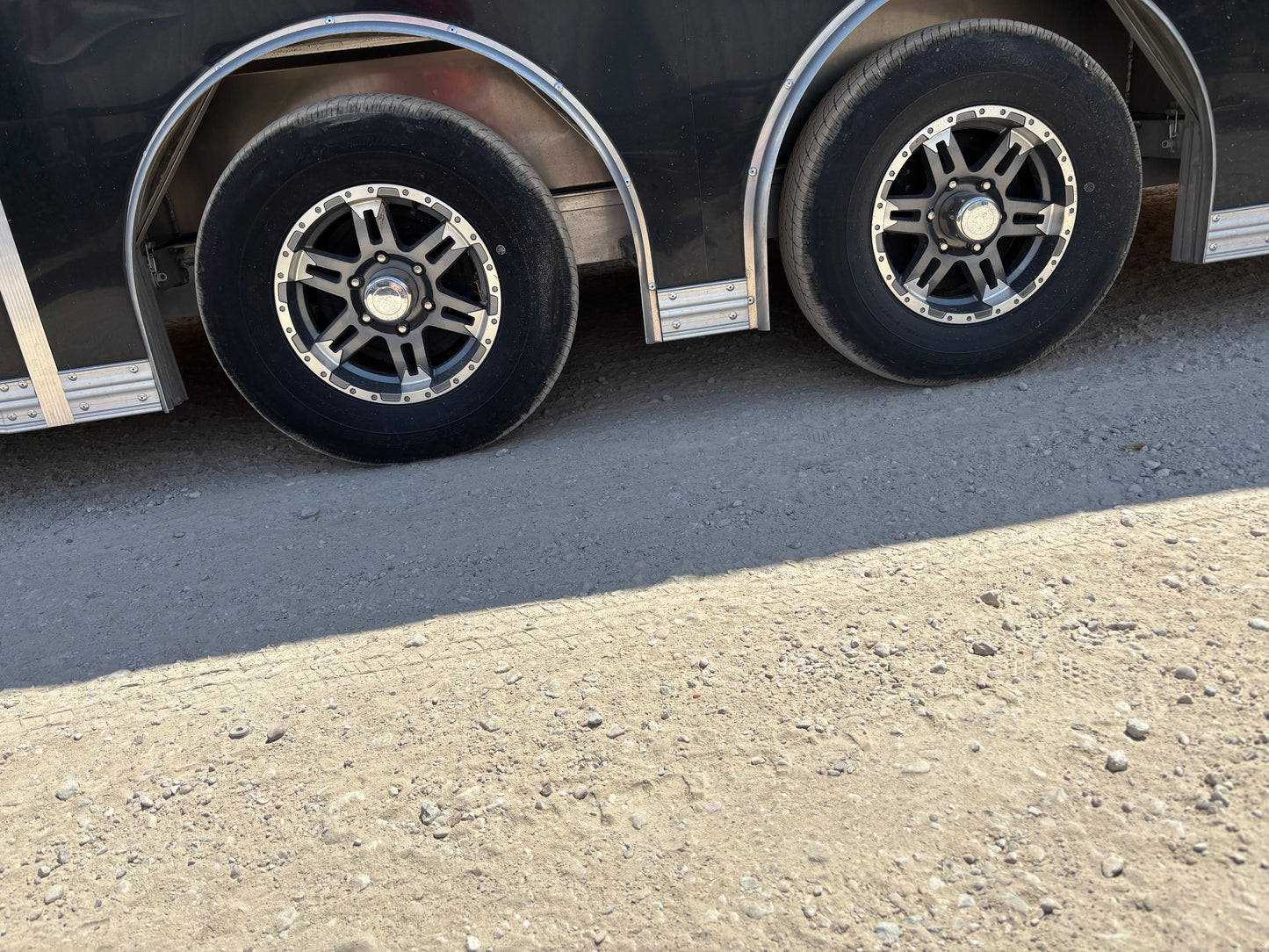 8.5 x 24 Alcom EZ-Hauler Used #02150