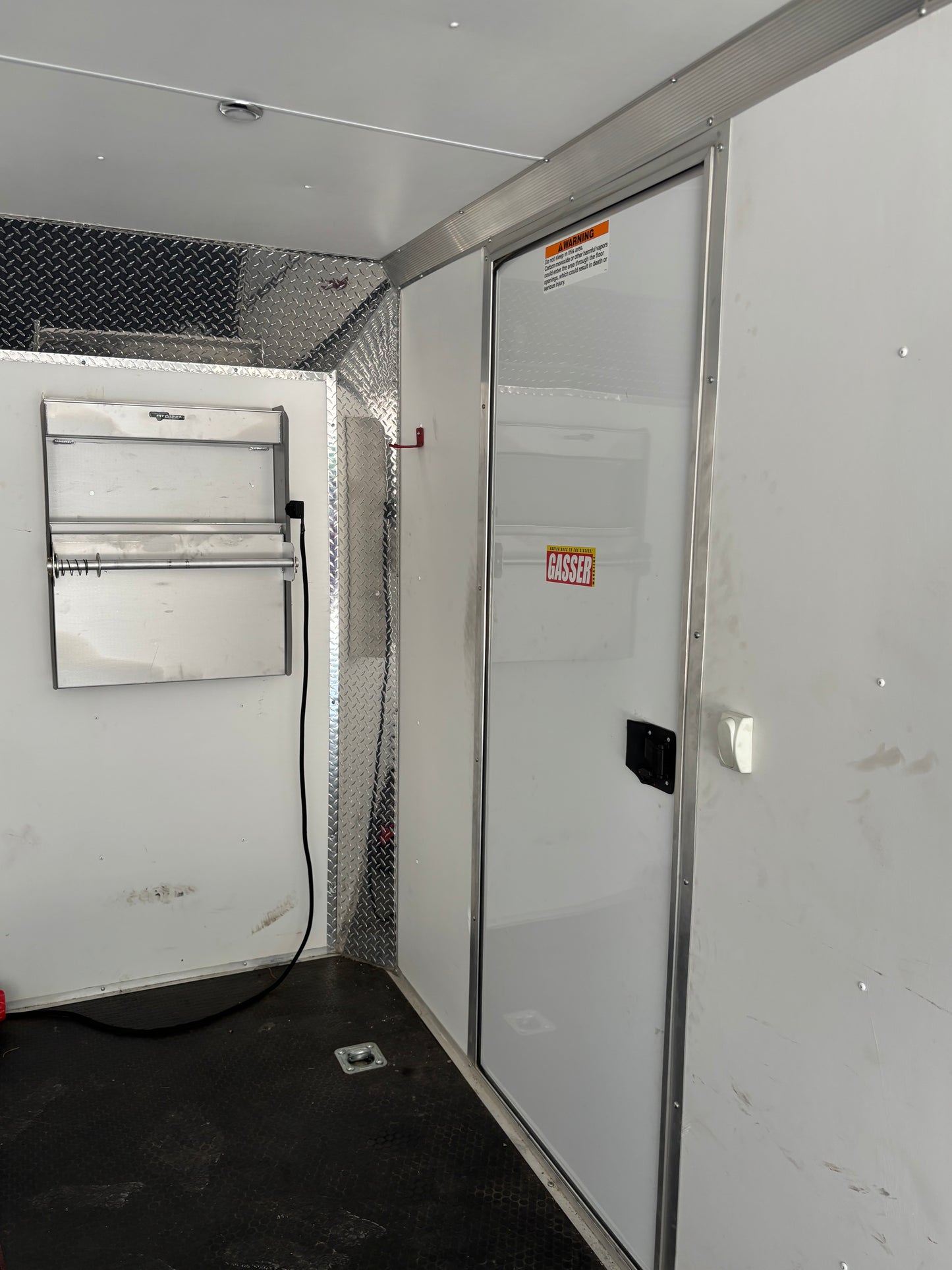 8.5 x 24 Alcom EZ-Hauler Used #02150