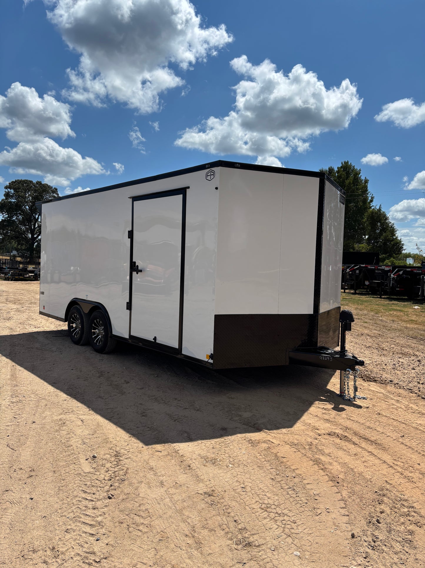 8.5 x 18' E-Series Enclosed Trailer Cargo Mate #TXEHW8.518TA3