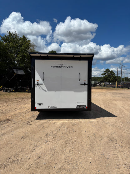 8.5 x 18' E-Series Enclosed Trailer Cargo Mate #TXEHW8.518TA3