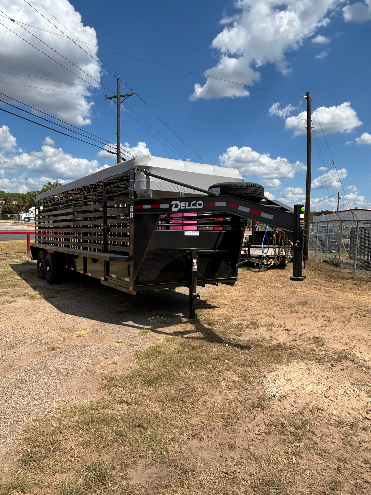 6'8" x 24' GN Cattle Stock Trailer Delco #B824
