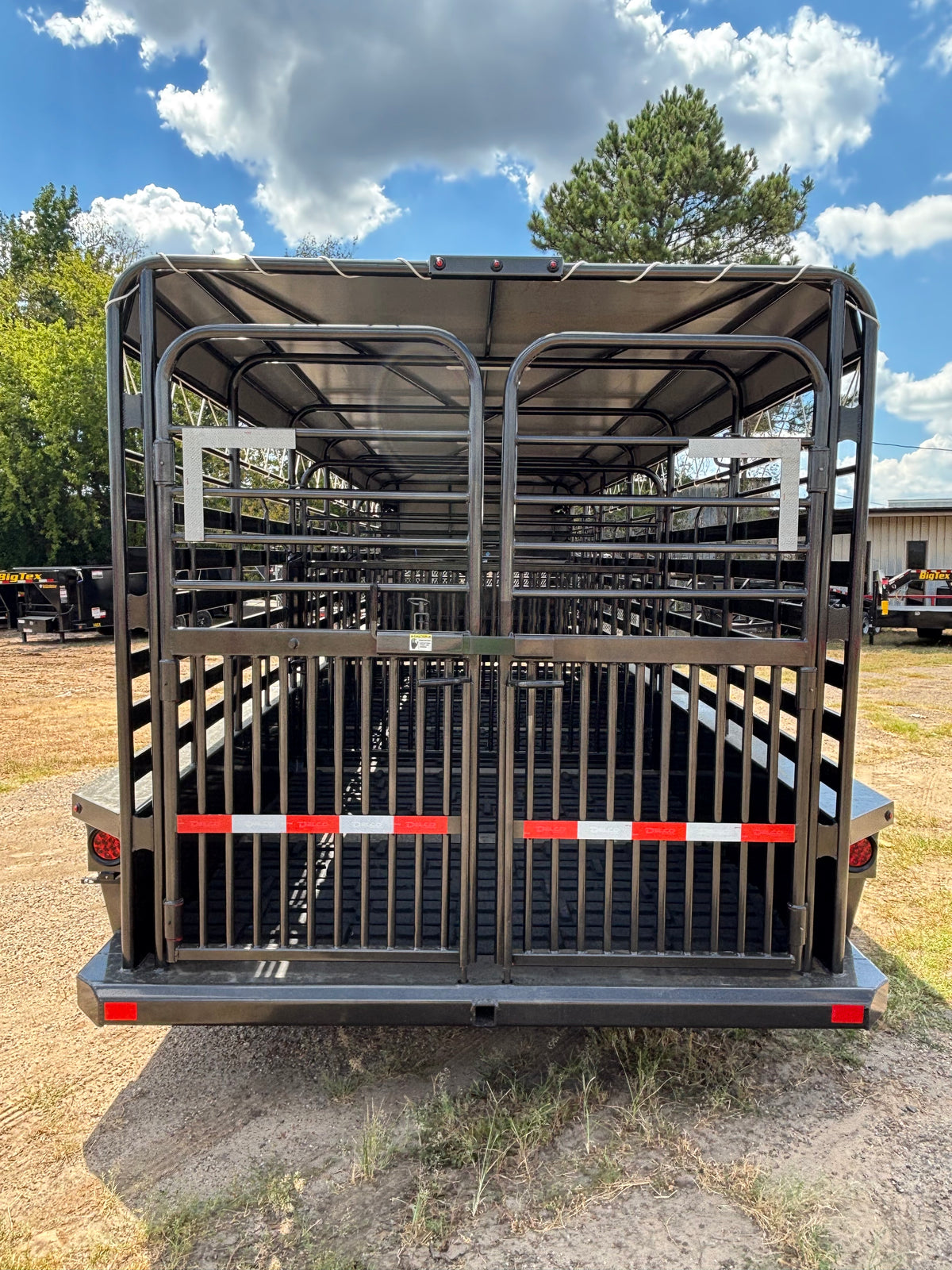 6'8" x 24' GN Cattle Stock Trailer Delco #B824