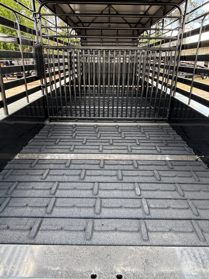 6'8" x 24' GN Cattle Stock Trailer Delco #B824