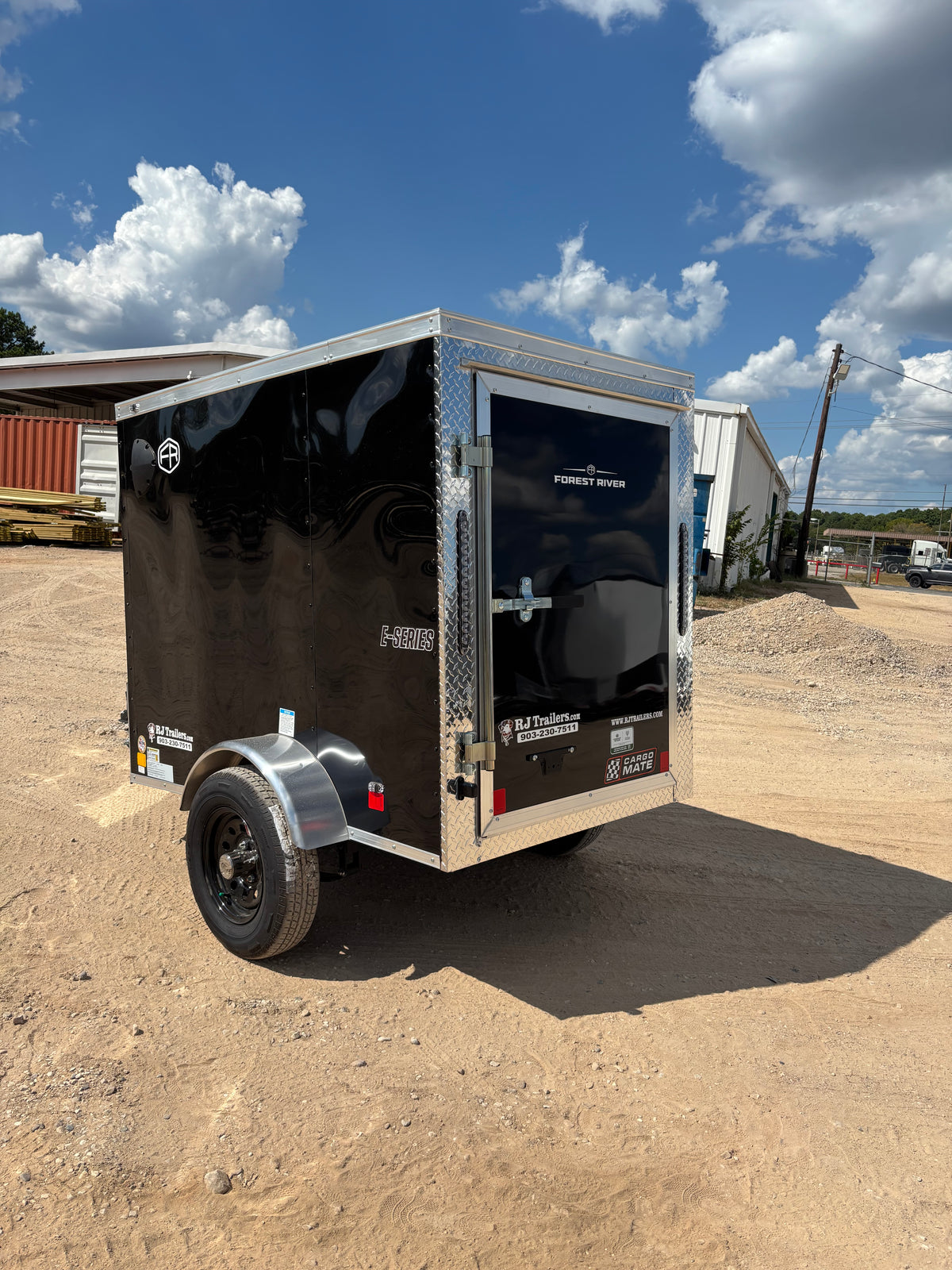 4 x 6' E-Series Enclosed Trailer Cargo Mate #TXEHW46SA