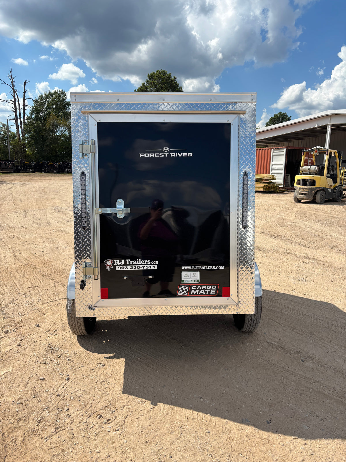 4 x 6' E-Series Enclosed Trailer Cargo Mate #TXEHW46SA