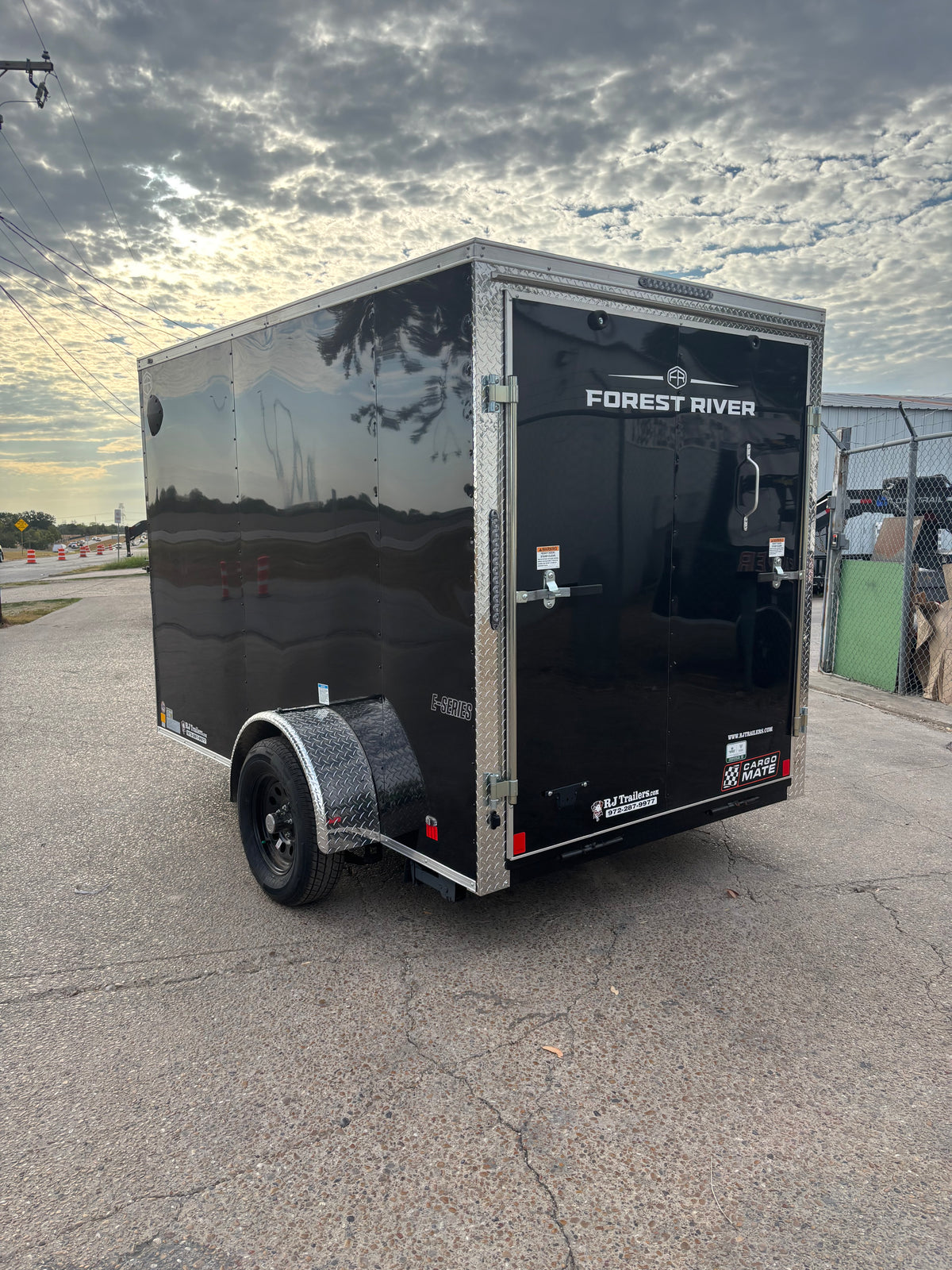 6 x 10' E-Series Enclosed Trailer Cargo Mate #TXEHW610SA