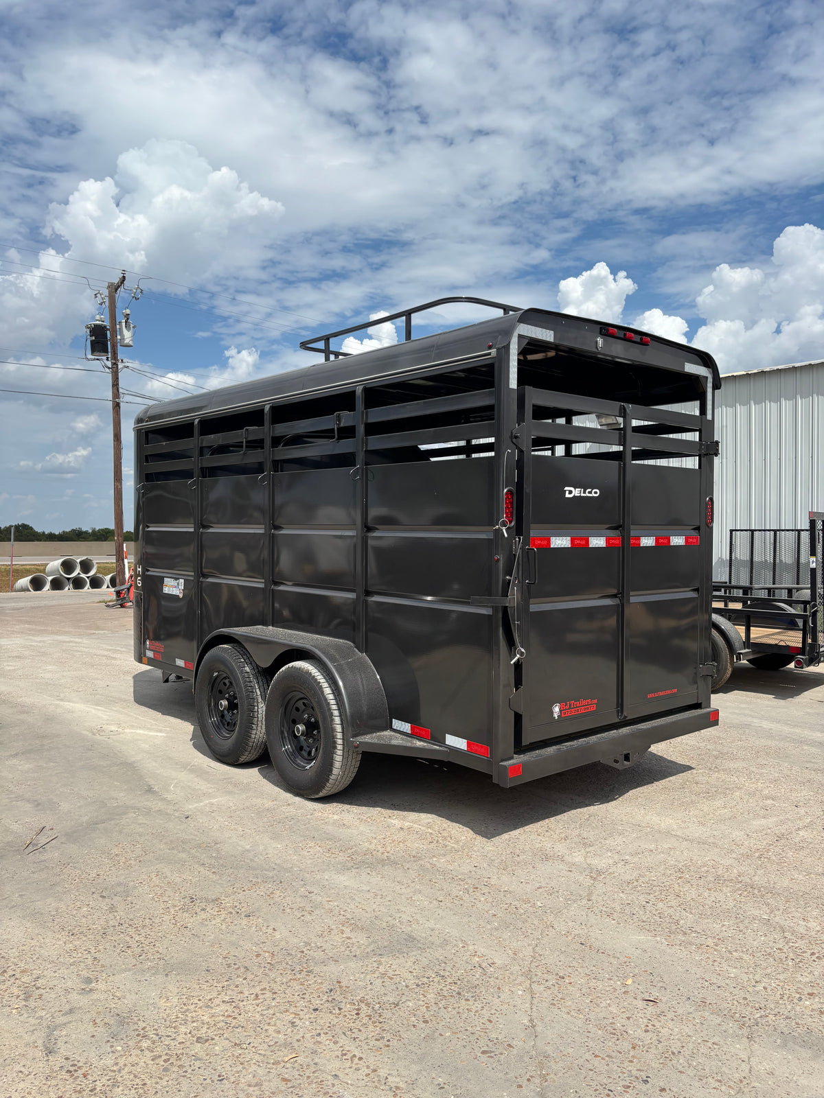 6' x 16' 3 Horse Slant Trailer Delco #H616