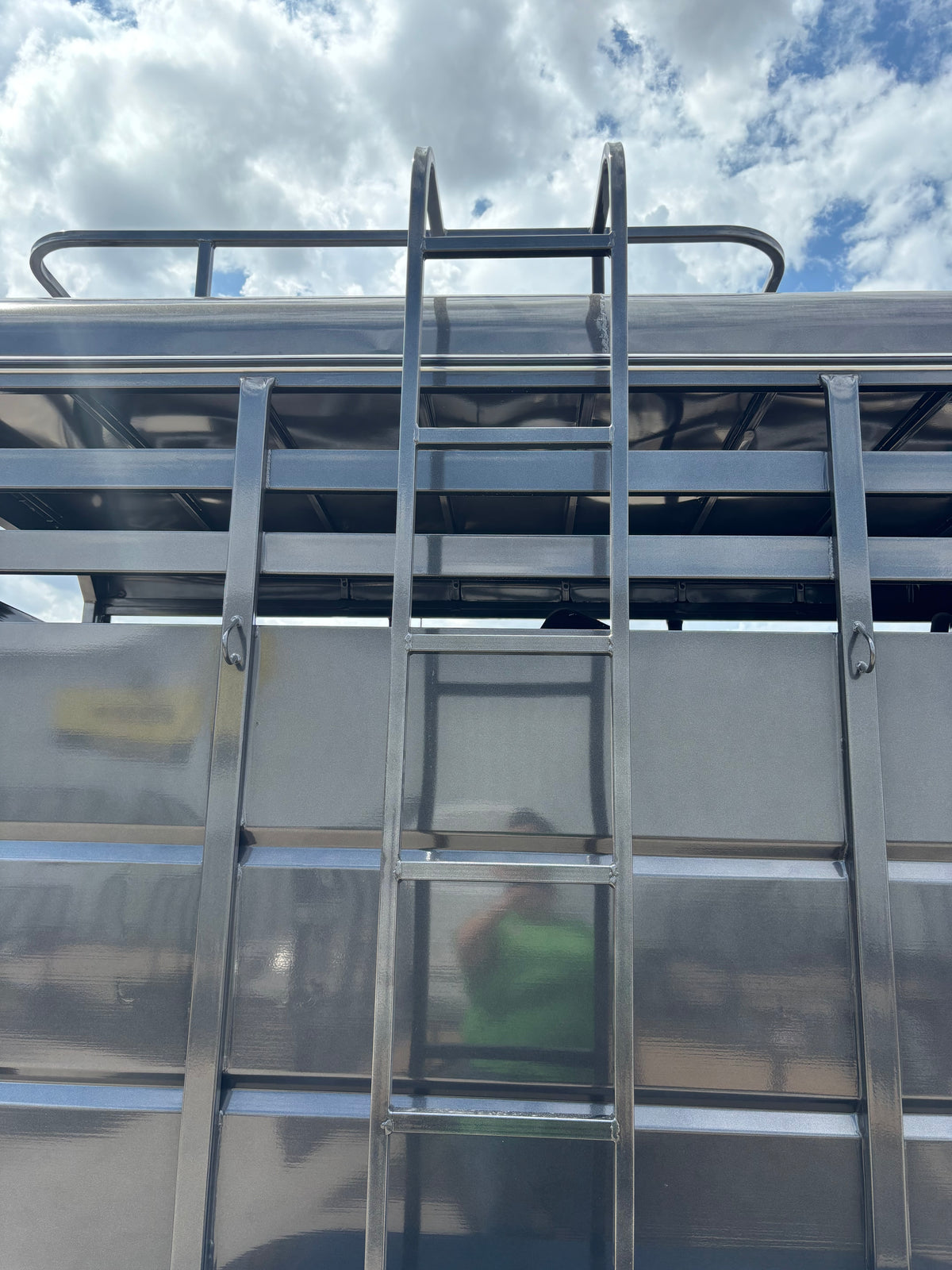 6' x 16' 3 Horse Slant Trailer Delco #H616