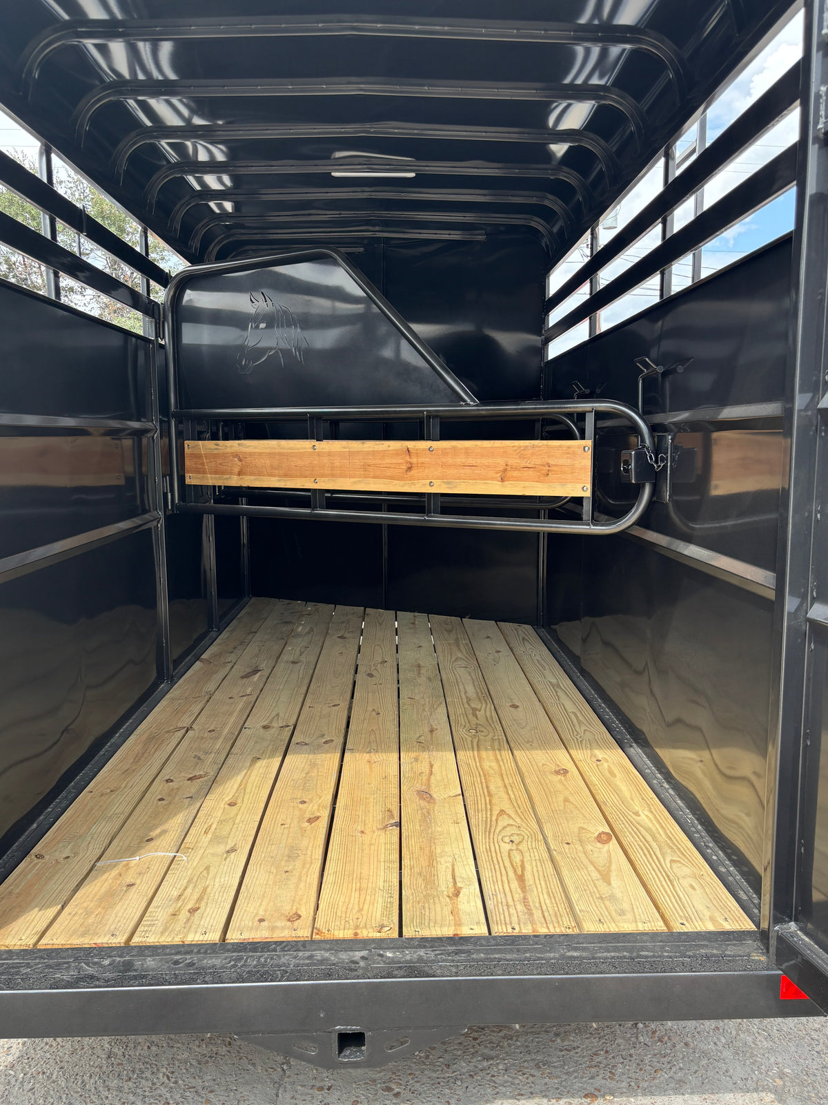6' x 16' 3 Horse Slant Trailer Delco #H616