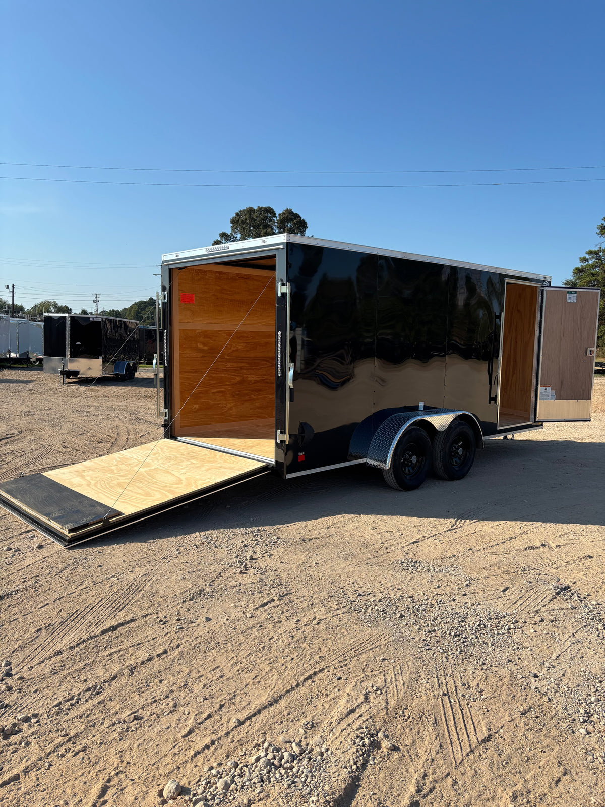 7 x 16' E-Series Enclosed Trailer Cargo Mate #TXLEEH716TA2
