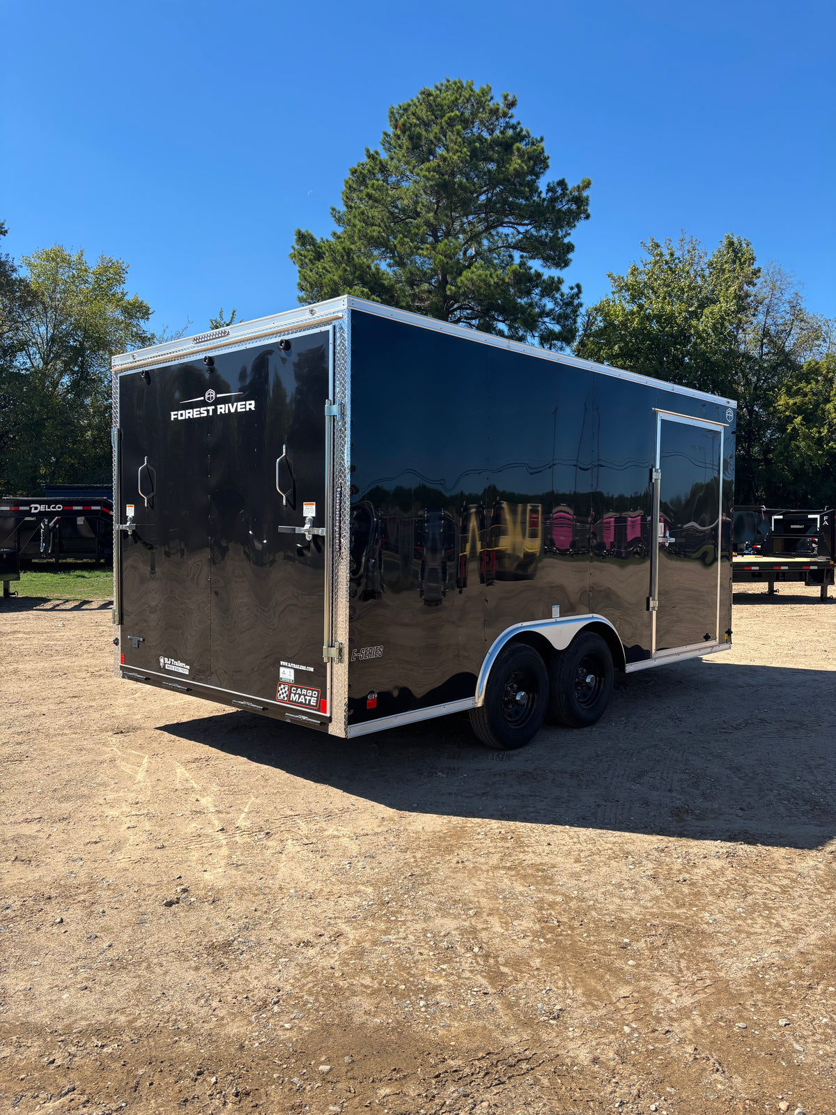 8.5 x 16' E-Series Enclosed Trailer Cargo Mate #TXEHW8.516TA3