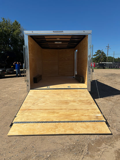 8.5 x 16' E-Series Enclosed Trailer Cargo Mate #TXEHW8.516TA3