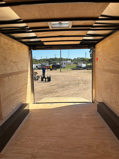 8.5 x 16' E-Series Enclosed Trailer Cargo Mate #TXEHW8.516TA3