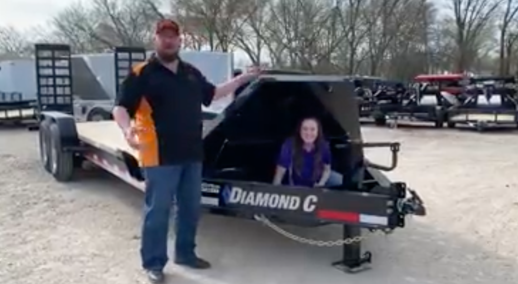 Translation missing: en.block.video.load_video